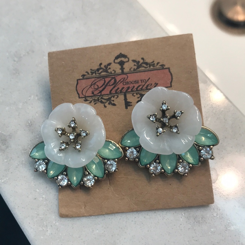 NEW plunder ear jackets